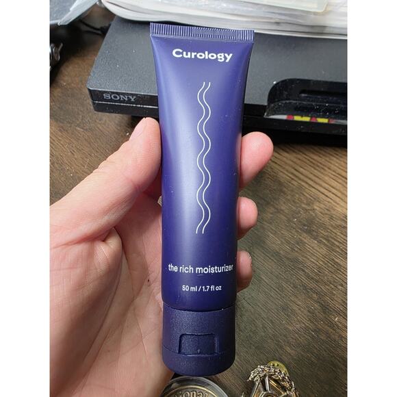 Curology The RICH Moisturizer ( CREAM Moisturizer ) - 1.7 oz / 50 ml - Full Size - Picture 1 of 9